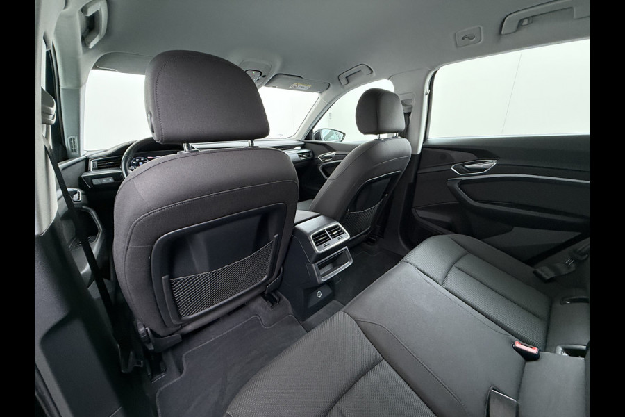 Audi e-tron 55 Quattro 408pk 95kWh Luchtvering LED Navi Ecc Edition Cruise Control Pdc Elek.Achterklep SOH 92% Lmv 19" Virtual Cockpit Led Isofix DAB Bluetooth 1e Eigenaar Origineel Nederlandse Auto Dealeronderhouden