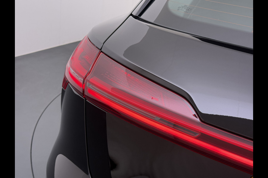 Audi e-tron 55 Quattro 408pk 95kWh Luchtvering LED Navi Ecc Edition Cruise Control Pdc Elek.Achterklep SOH 92% Lmv 19" Virtual Cockpit Led Isofix DAB Bluetooth 1e Eigenaar Origineel Nederlandse Auto Dealeronderhouden