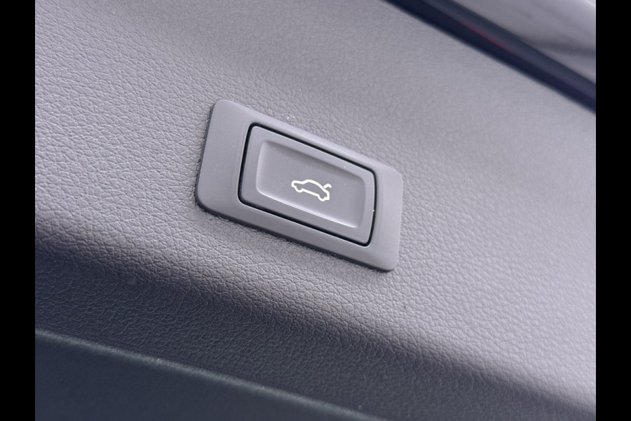 Audi e-tron 55 Quattro 408pk 95kWh Luchtvering LED Navi Ecc Edition Cruise Control Pdc Elek.Achterklep SOH 92% Lmv 19" Virtual Cockpit Led Isofix DAB Bluetooth 1e Eigenaar Origineel Nederlandse Auto Dealeronderhouden