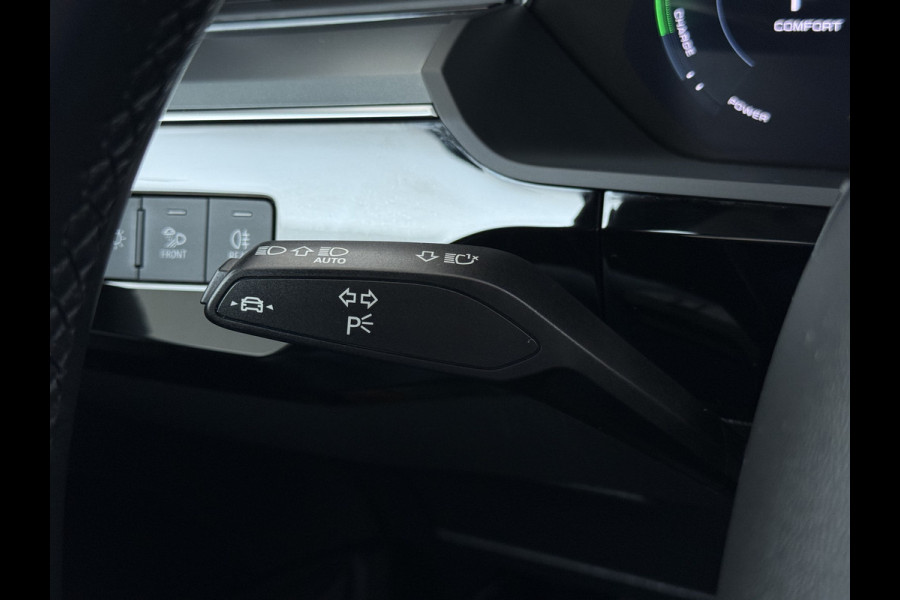 Audi e-tron 55 Quattro 408pk 95kWh Luchtvering LED Navi Ecc Edition Cruise Control Pdc Elek.Achterklep SOH 92% Lmv 19" Virtual Cockpit Led Isofix DAB Bluetooth 1e Eigenaar Origineel Nederlandse Auto Dealeronderhouden