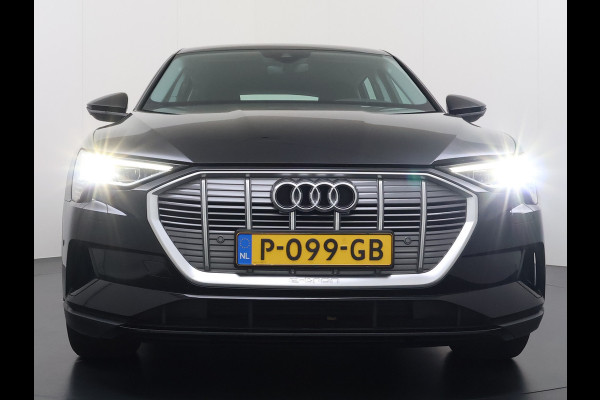 Audi e-tron 55 Quattro 408pk 95kWh Luchtvering LED Navi Ecc Edition Cruise Control Pdc Elek.Achterklep SOH 92% Lmv 19" Virtual Cockpit Led Isofix DAB Bluetooth 1e Eigenaar Origineel Nederlandse Auto Dealeronderhouden