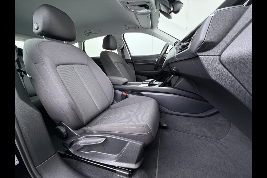 Audi e-tron 55 Quattro 408pk 95kWh Luchtvering LED Navi Ecc Edition Cruise Control Pdc Elek.Achterklep SOH 92% Lmv 19" Virtual Cockpit Led Isofix DAB Bluetooth 1e Eigenaar Origineel Nederlandse Auto Dealeronderhouden