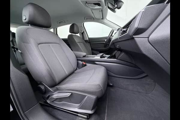 Audi e-tron 55 Quattro 408pk 95kWh Luchtvering LED Navi Ecc Edition Cruise Control Pdc Elek.Achterklep SOH 92% Lmv 19" Virtual Cockpit Led Isofix DAB Bluetooth 1e Eigenaar Origineel Nederlandse Auto Dealeronderhouden