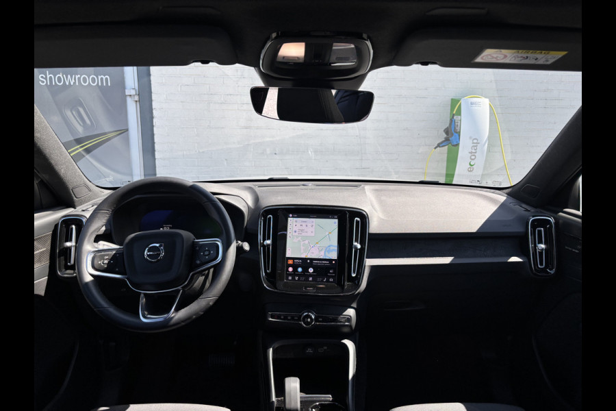 Volvo XC40 Recharge Ultimate 70 kWh | Panorama dak | Harman Kardon | Adaptieve cruise | Memory | Blis |