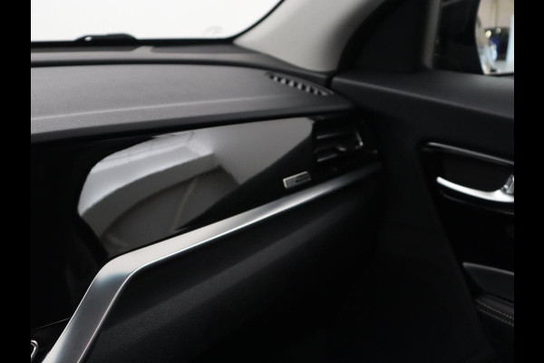 Kia e-Niro DynamicPlusLine 64 kWh | SOH 95.2% | Panoramadak | Half Leder | Adaptive cruise | Stuur/stoel verwarming | Camera | Park assist | Carplay | Climate control | Virtual dashboard | Full LED |