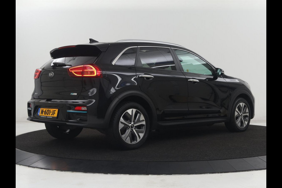 Kia e-Niro DynamicPlusLine 64 kWh | SOH 95.2% | Panoramadak | Half Leder | Adaptive cruise | Stuur/stoel verwarming | Camera | Park assist | Carplay | Climate control | Virtual dashboard | Full LED |
