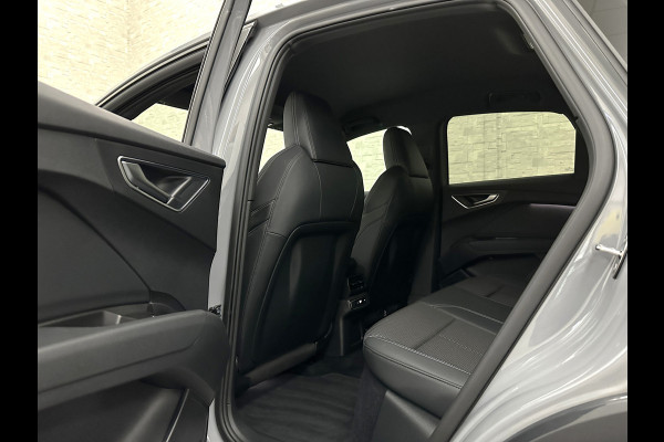 Audi Q4 Sportback e-tron 40 S-Line 77 kWh | Sportstoelen | H-Leder | ACC | Lane ass. | Virtual + | Black-Optic | Stoelverwarming | Camera | Matrix-Led | Getint Glas | Zwarte Hemelbekleding | MMi+ | 3-Zone Clima | Bovag Garantie |