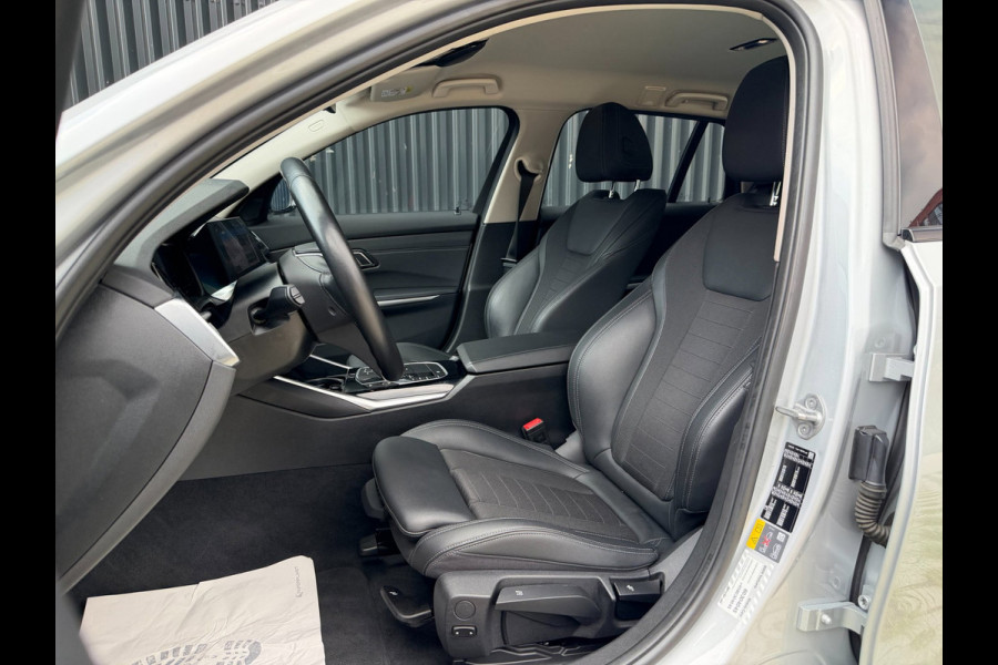 BMW 3 Serie Touring 330e High Executive Sportline Shadow | SPORTSTOELEN | LEDER | CARPLAY | VIRTUAL | CLIMATE