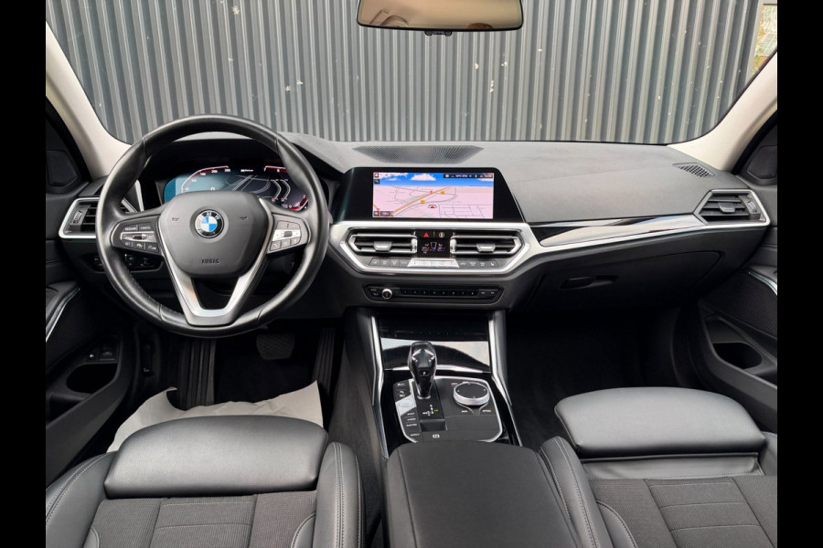 BMW 3 Serie Touring 330e High Executive Sportline Shadow | SPORTSTOELEN | LEDER | CARPLAY | VIRTUAL | CLIMATE