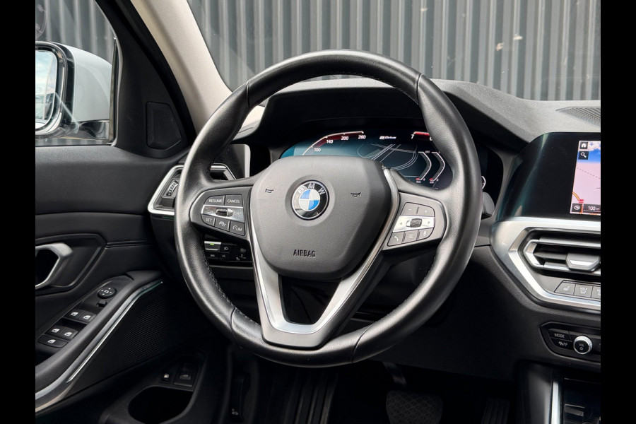 BMW 3 Serie Touring 330e High Executive Sportline Shadow | SPORTSTOELEN | LEDER | CARPLAY | VIRTUAL | CLIMATE
