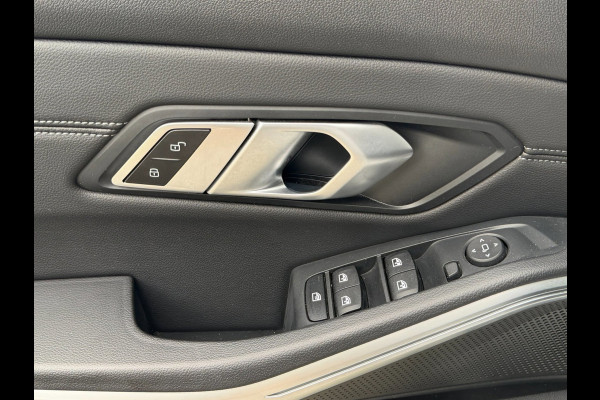 BMW 3 Serie Touring 330e High Executive Sportline Shadow | SPORTSTOELEN | LEDER | CARPLAY | VIRTUAL | CLIMATE