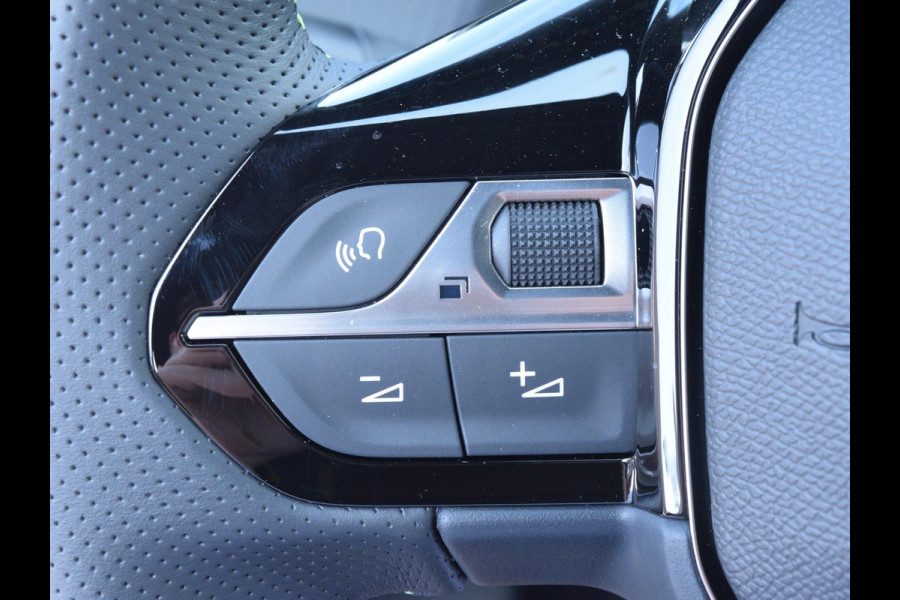 Peugeot 2008 1.2 Hybrid 145 GT