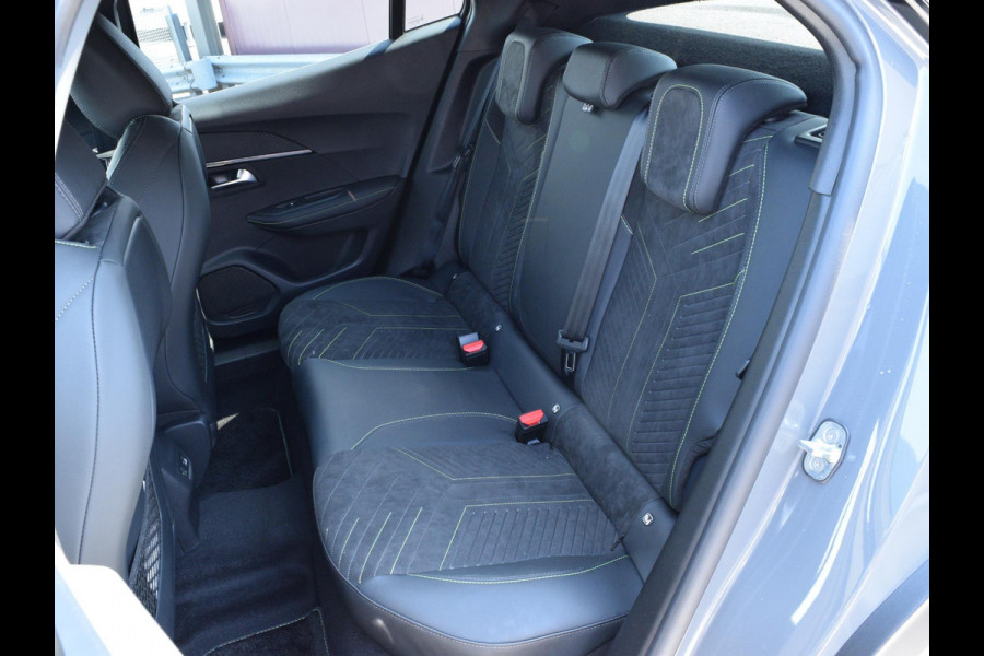 Peugeot 2008 1.2 Hybrid 145 GT