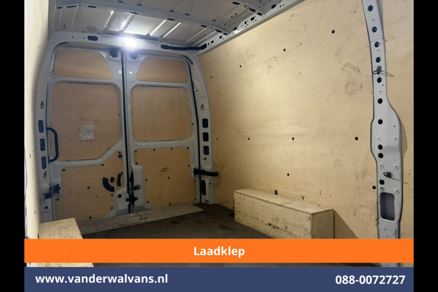 Renault Master 2.3 dCi 131pk L4H2 Euro6 Airco | Laadklep | LED | Leder Bijrijdersbank