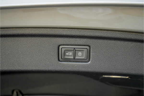 Audi RS5 Sportback 2.9 TFSI Quattro Pano Nardo RS Stoelen HUD ACC Black Optiek Sportuitlaat