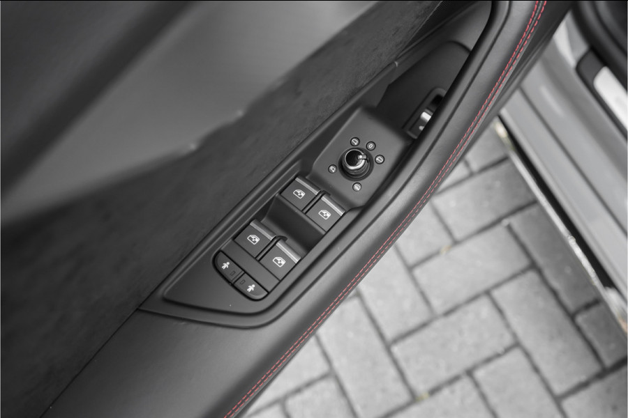 Audi RS5 Sportback 2.9 TFSI Quattro Pano Nardo RS Stoelen HUD ACC Black Optiek Sportuitlaat