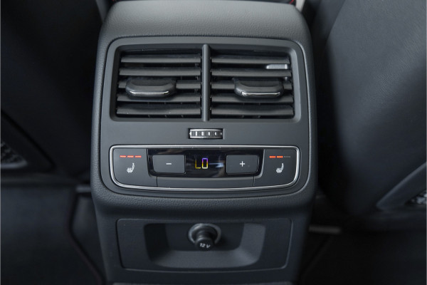 Audi RS5 Sportback 2.9 TFSI Quattro Pano Nardo RS Stoelen HUD ACC Black Optiek Sportuitlaat