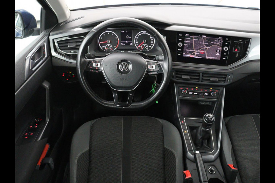 Volkswagen Polo 1.0 TSI Highline | Adaptive cruise | Carplay | Climate control | DAB | Navigatie |