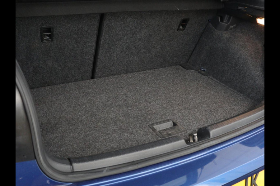 Volkswagen Polo 1.0 TSI Highline | Adaptive cruise | Carplay | Climate control | DAB | Navigatie |