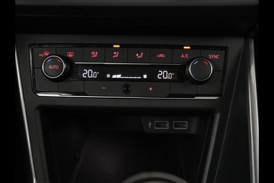 Volkswagen Polo 1.0 TSI Highline | Adaptive cruise | Carplay | Climate control | DAB | Navigatie |