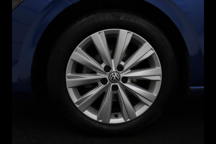 Volkswagen Polo 1.0 TSI Highline | Adaptive cruise | Carplay | Climate control | DAB | Navigatie |