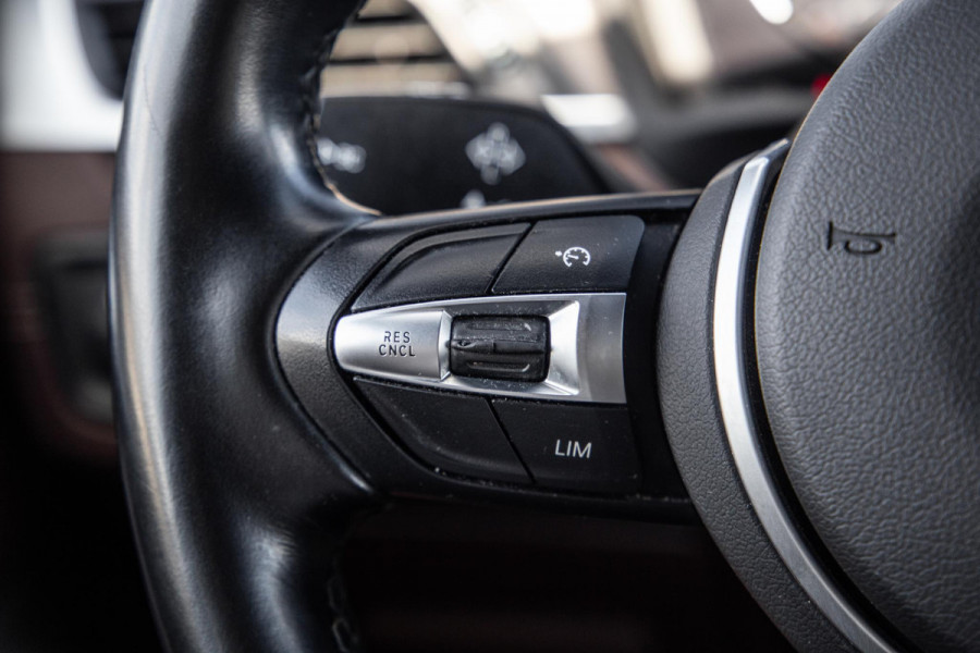 BMW X2 xDrive25e High Executive M PAKKET / CARPLAY / CRUISE CONTROLE / BRUIN LEER / STOELVERWARMING