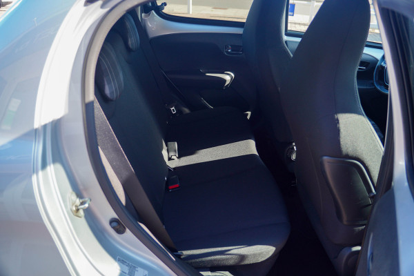 Peugeot 108 1.0 e-VTi Allure Automaat | Camera | Apple CarPlay | Airco