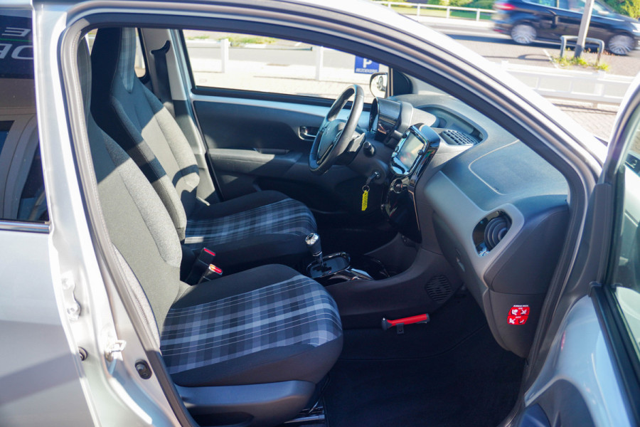 Peugeot 108 1.0 e-VTi Allure Automaat | Camera | Apple CarPlay | Airco
