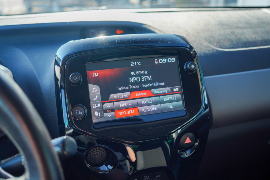 Peugeot 108 1.0 e-VTi Allure Automaat | Camera | Apple CarPlay | Airco