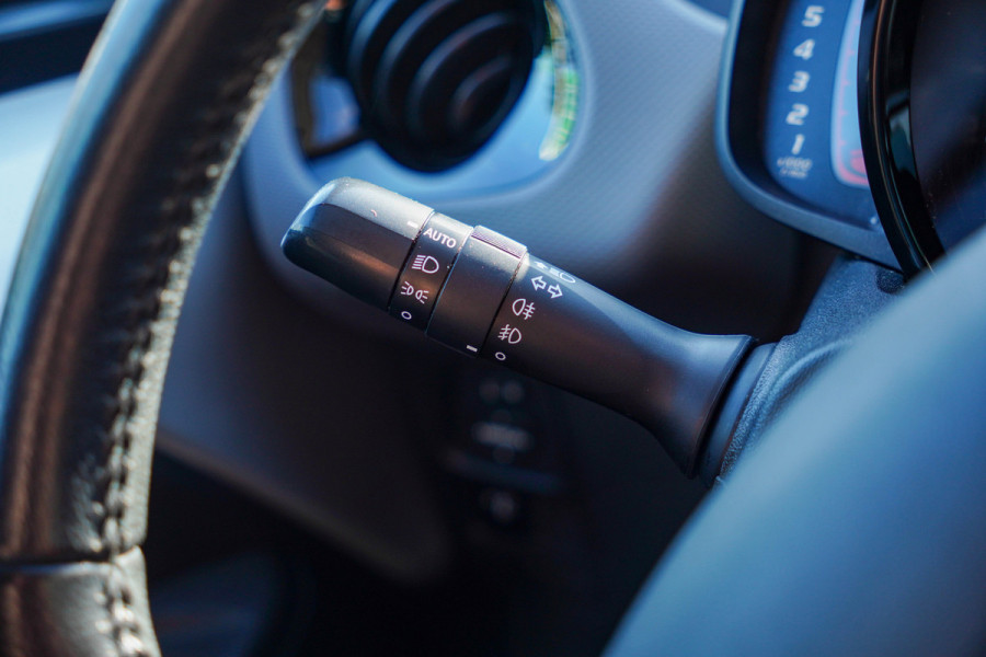 Peugeot 108 1.0 e-VTi Allure Automaat | Camera | Apple CarPlay | Airco