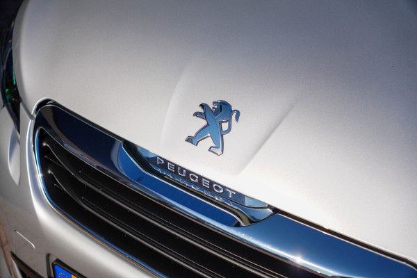 Peugeot 108 1.0 e-VTi Allure Automaat | Camera | Apple CarPlay | Airco