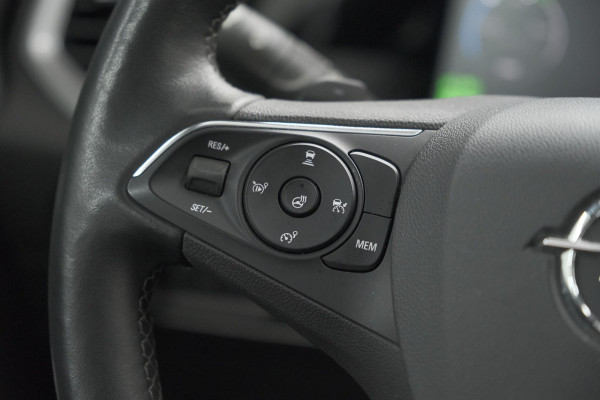 Opel Grandland 1.6 Turbo Plug-In Hybrid 225 Ultimate | Adaptieve Cruise Control | Camera | Navigatie | Stuurwielverwarming