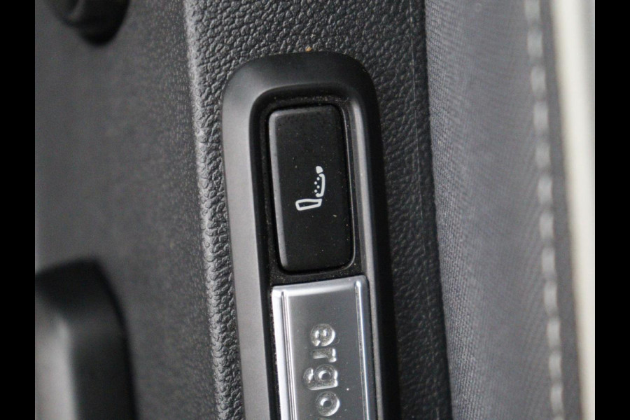 Volkswagen Id.3 Pro 58 kWh | SOH 94.5% | Panoramadak | Stuur/stoel verwarming | Adaptive cruise | 360 camera | Carplay | Massage stoelen | Climate control | Sfeerverlichting | Warmtepomp