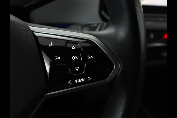 Volkswagen Id.3 Pro 58 kWh | SOH 94.5% | Panoramadak | Stuur/stoel verwarming | Adaptive cruise | 360 camera | Carplay | Massage stoelen | Climate control | Sfeerverlichting | Warmtepomp