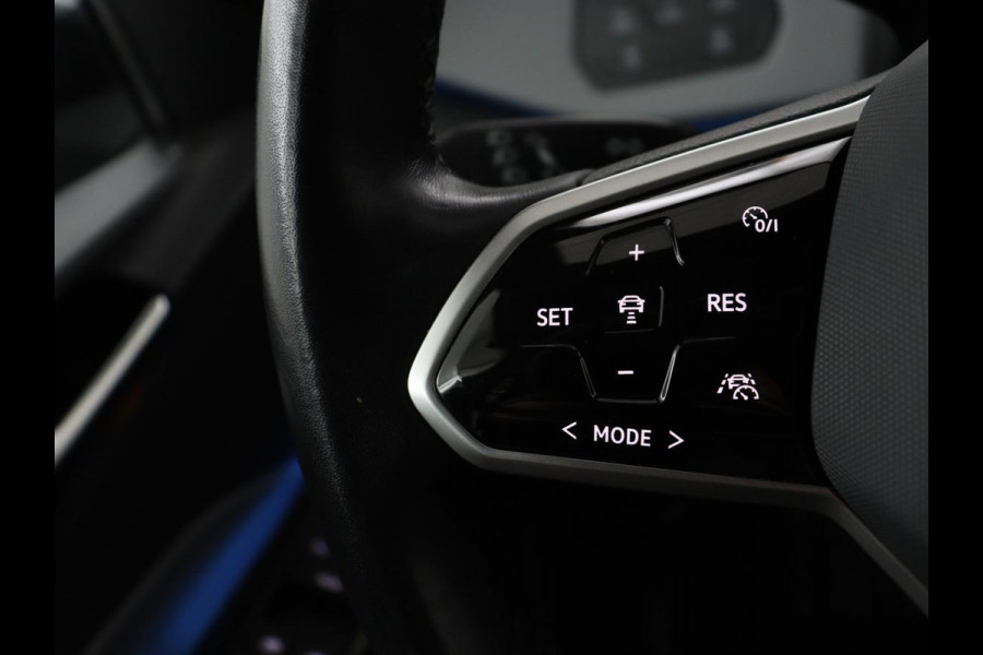 Volkswagen Id.3 Pro 58 kWh | SOH 94.5% | Panoramadak | Stuur/stoel verwarming | Adaptive cruise | 360 camera | Carplay | Massage stoelen | Climate control | Sfeerverlichting | Warmtepomp
