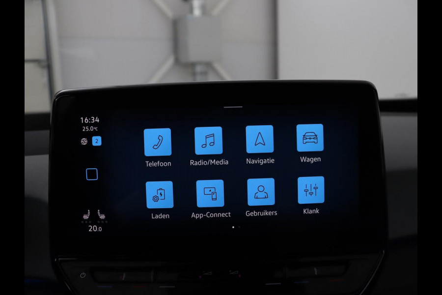 Volkswagen Id.3 Pro 58 kWh | SOH 94.5% | Panoramadak | Stuur/stoel verwarming | Adaptive cruise | 360 camera | Carplay | Massage stoelen | Climate control | Sfeerverlichting | Warmtepomp