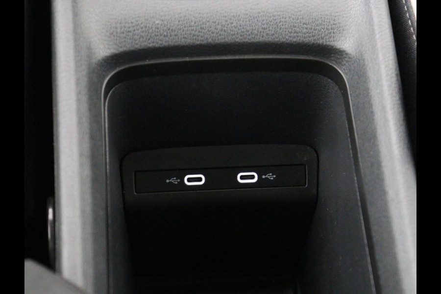 Volkswagen Id.3 Pro 58 kWh | SOH 94.5% | Panoramadak | Stuur/stoel verwarming | Adaptive cruise | 360 camera | Carplay | Massage stoelen | Climate control | Sfeerverlichting | Warmtepomp