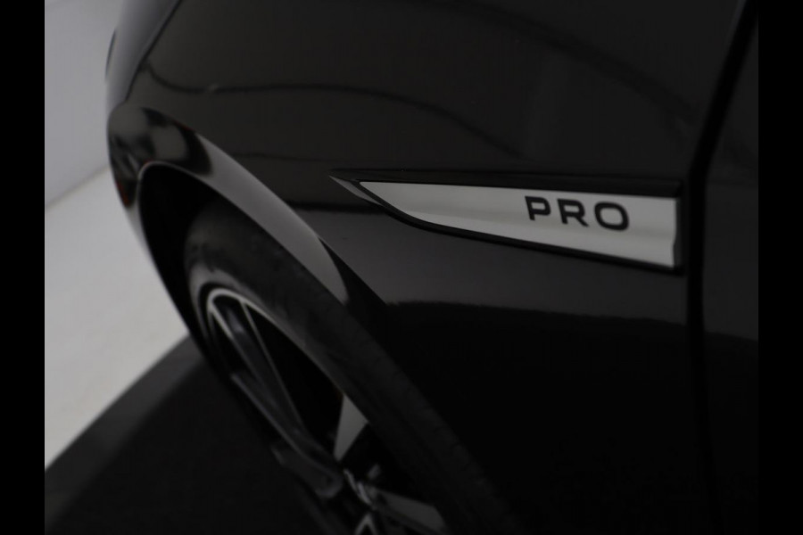 Volkswagen Id.3 Pro 58 kWh | SOH 94.5% | Panoramadak | Stuur/stoel verwarming | Adaptive cruise | 360 camera | Carplay | Massage stoelen | Climate control | Sfeerverlichting | Warmtepomp