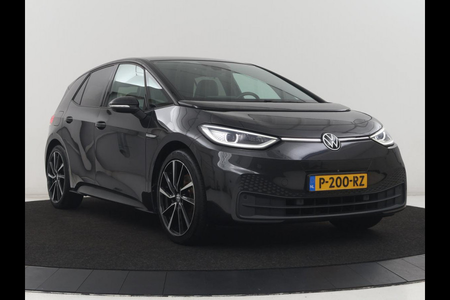 Volkswagen Id.3 Pro 58 kWh | SOH 94.5% | Panoramadak | Stuur/stoel verwarming | Adaptive cruise | 360 camera | Carplay | Massage stoelen | Climate control | Sfeerverlichting | Warmtepomp