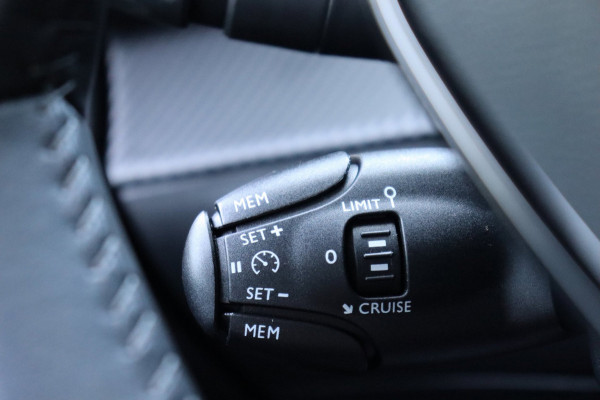 Peugeot 208 1.2 PureTech Active Pack org.NL navi carplay lmv