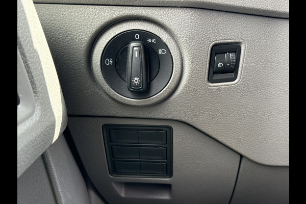 Volkswagen Crafter 2.0 TDI 140PK L3H3 Camera Airco Carplay Parkeersensoren Euro 6