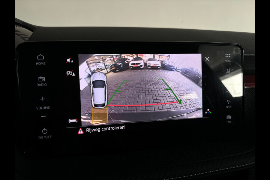 Škoda Fabia 1.0 TSI Monte Carlo ACC|Dodehoek|Keyless|Camera|Lane Assist