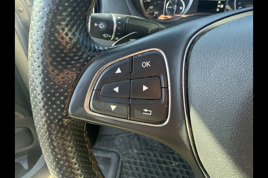 Mercedes-Benz Vito 119 1.9 CDI L2H1 190pk Automaat LED Dubbele Schuif Cruise control Climate control Trekhaak Carplay Parkeersensoren v+a