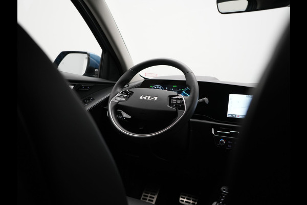 Kia Niro 1.6 GDi PHEV Spirit 182pk Dealer O.H | Adaptive Cruise | Camera | Harman / Kardon | Lederen Sporstoelen Memory & Ventilatie | Keyless | Apple Carplay | Stoel & Stuurverwarming | BLIS | Navigatie | Virtual | DAB | 18"L.M | Plug In Hybrid |