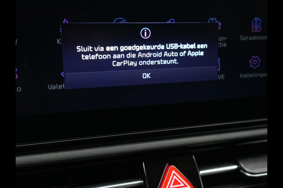Kia Niro 1.6 GDi PHEV Spirit 182pk Dealer O.H | Adaptive Cruise | Camera | Harman / Kardon | Lederen Sporstoelen Memory & Ventilatie | Keyless | Apple Carplay | Stoel & Stuurverwarming | BLIS | Navigatie | Virtual | DAB | 18"L.M | Plug In Hybrid |