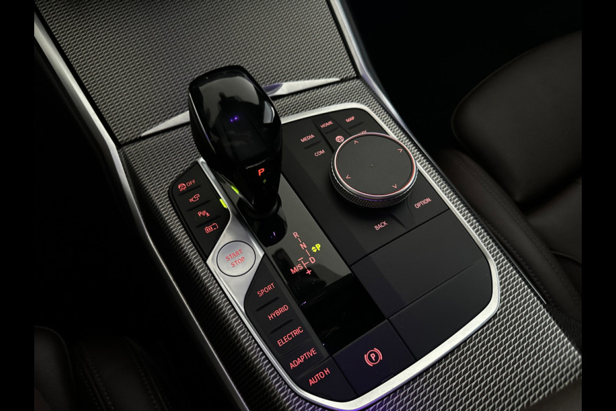 BMW 3-serie 330e High Executive Laser|HuD|360c|BlindSpot|Keyless