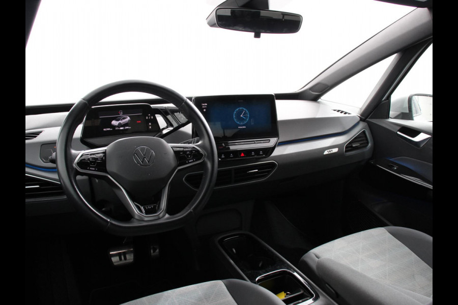 Volkswagen ID.3 First 58 kWh SOH 86% Navigatie Apple Carplay/Android Auto Adaptive Cruise Control Parkeersensoren Stoel- en stuurverwarming Lichtmetalen velgen Climate Control