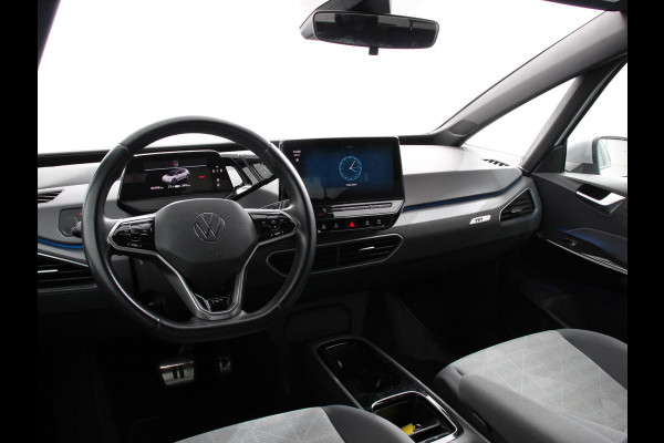 Volkswagen ID.3 First 58 kWh SOH 86% Navigatie Apple Carplay/Android Auto Adaptive Cruise Control Parkeersensoren Stoel- en stuurverwarming Lichtmetalen velgen Climate Control