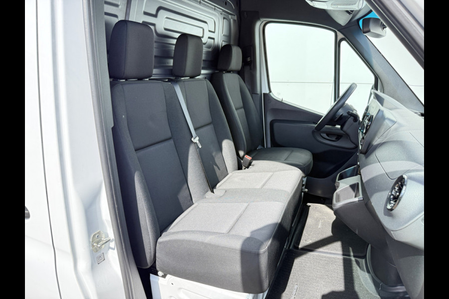 Mercedes-Benz eSprinter eSprinter 312 55kWh L2H2 Elektrisch 145km WLTP 92,5% (SOH) 80kw Snelladen Climate Control Camera