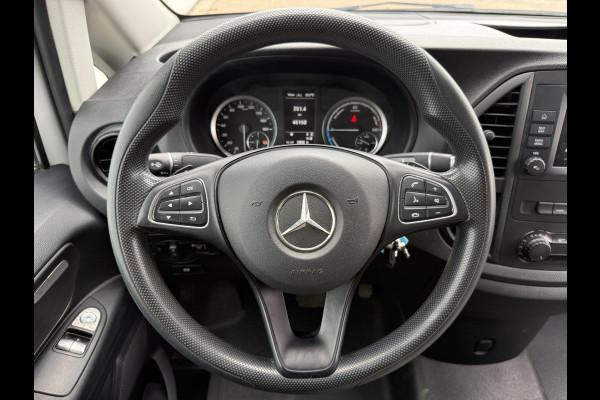 Mercedes-Benz eVito eVito 112 66kWh L2 280km WLTP 95,6% (SOH) 80KW Snelladen Climate Control Apple Carplay Stoelverwarming